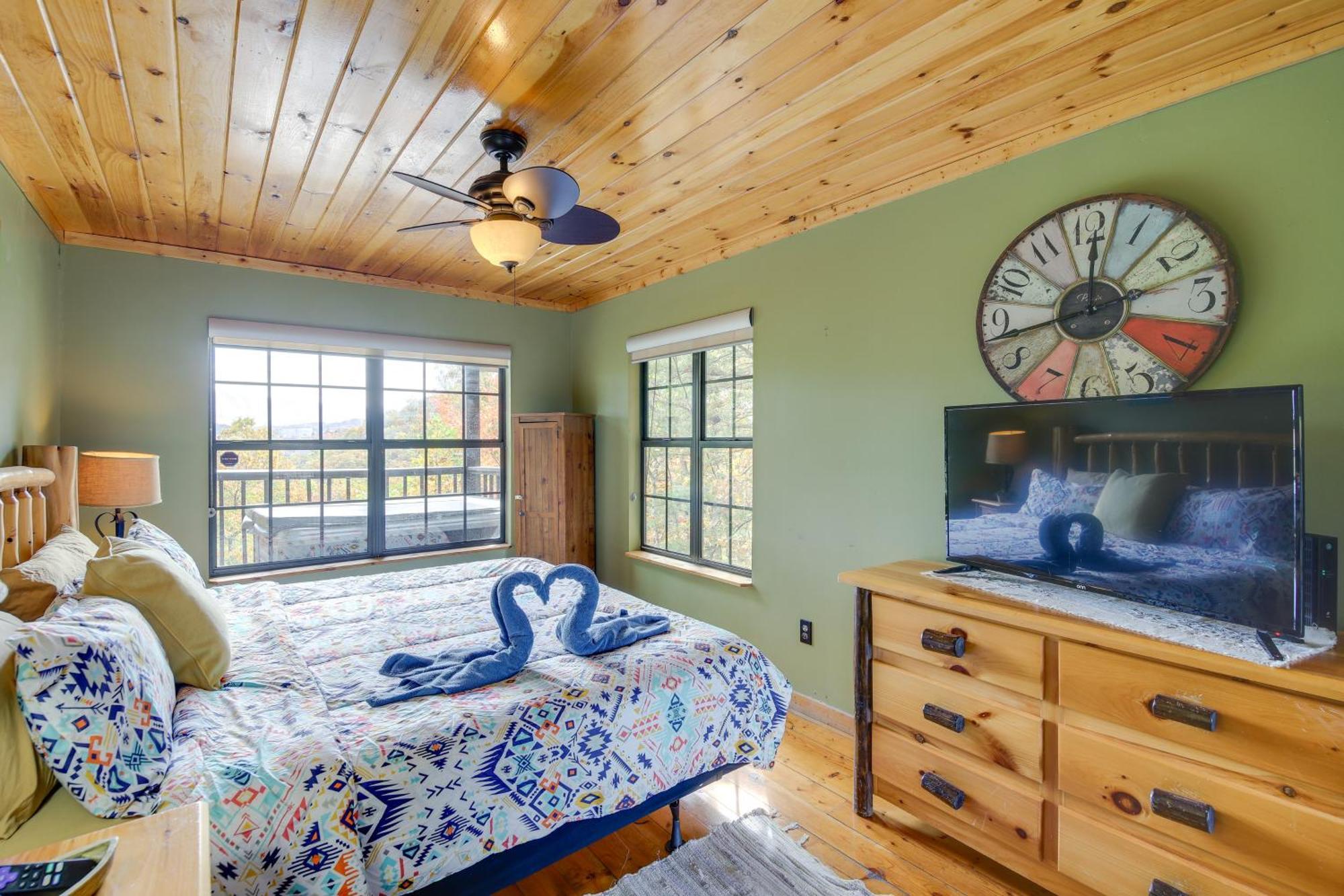 Above And Beyond Pigeon Forge Cabin With Prime Views! Екстериор снимка