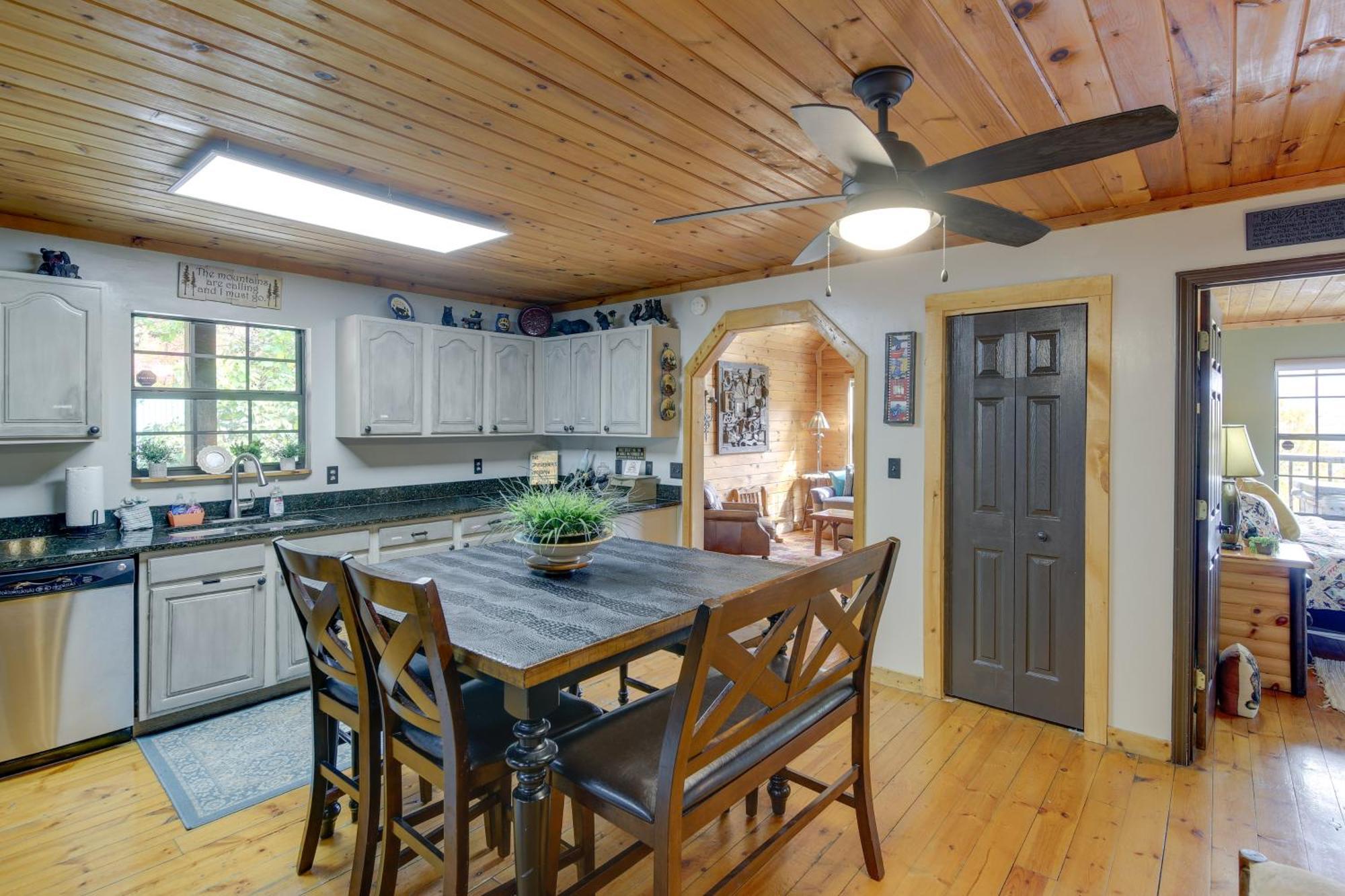 Above And Beyond Pigeon Forge Cabin With Prime Views! Екстериор снимка