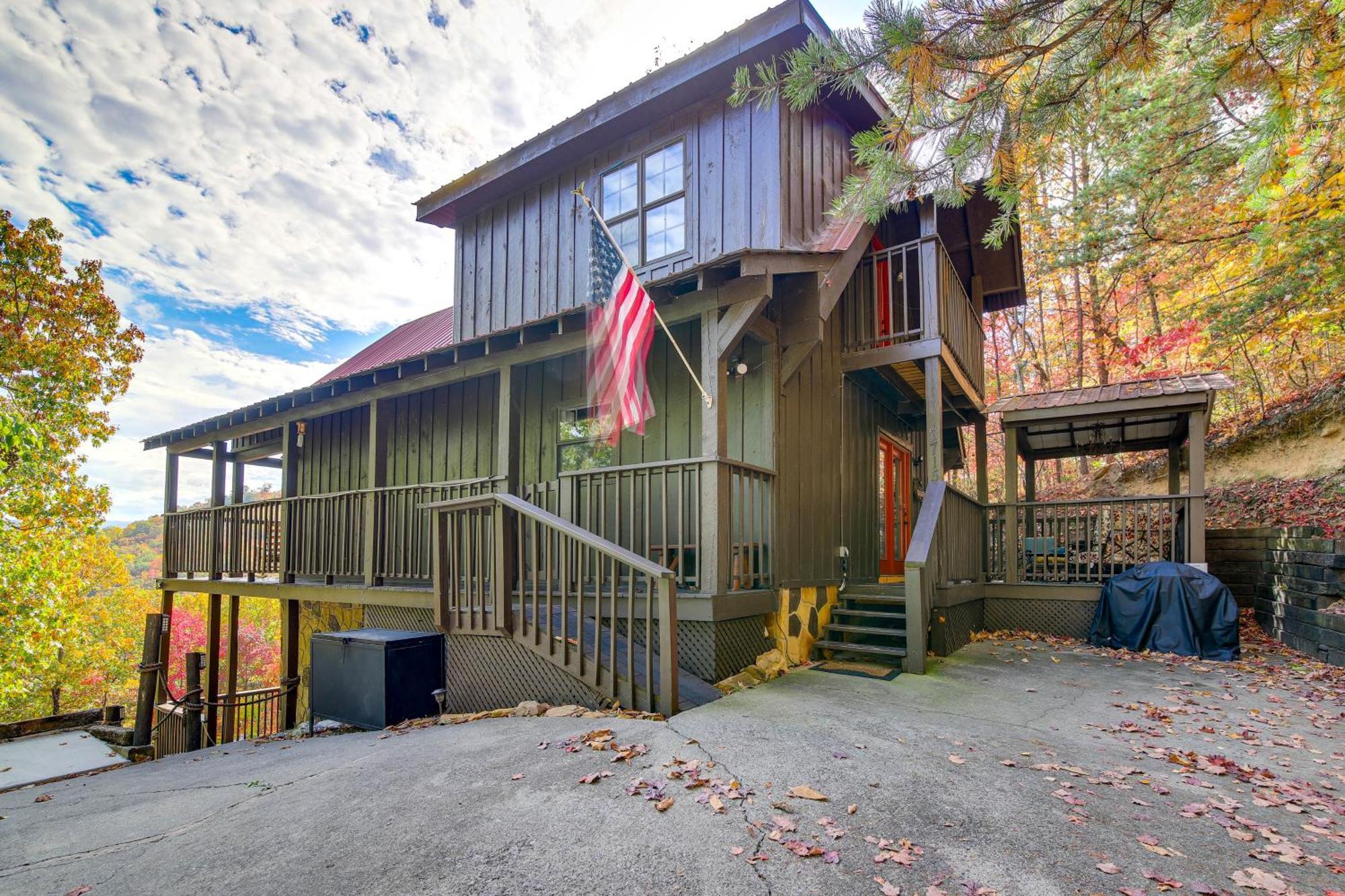 Above And Beyond Pigeon Forge Cabin With Prime Views! Екстериор снимка