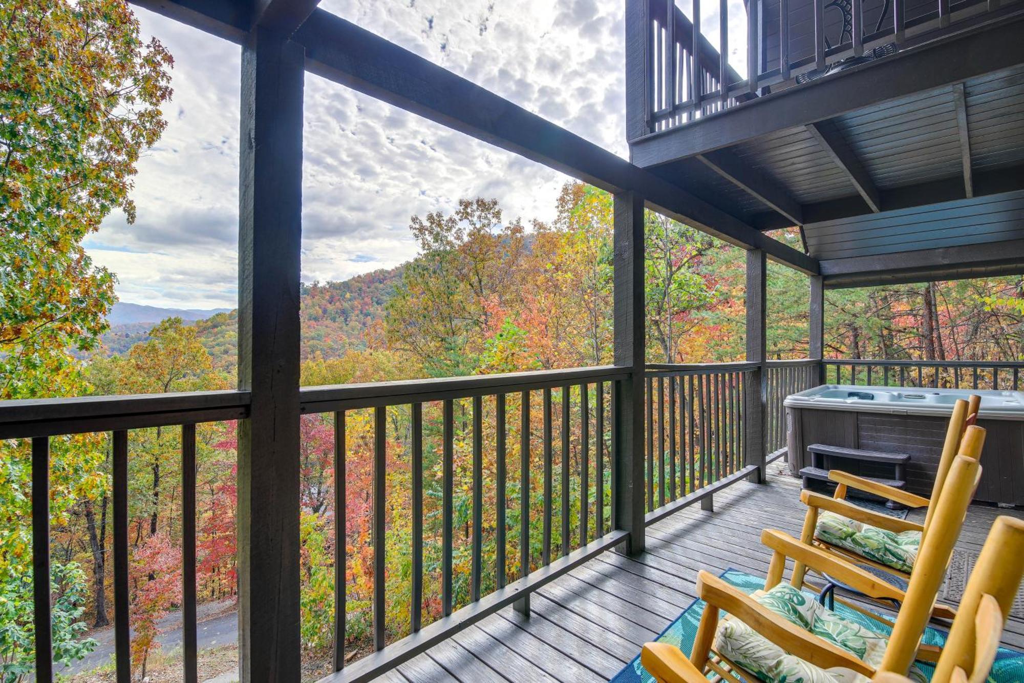 Above And Beyond Pigeon Forge Cabin With Prime Views! Екстериор снимка